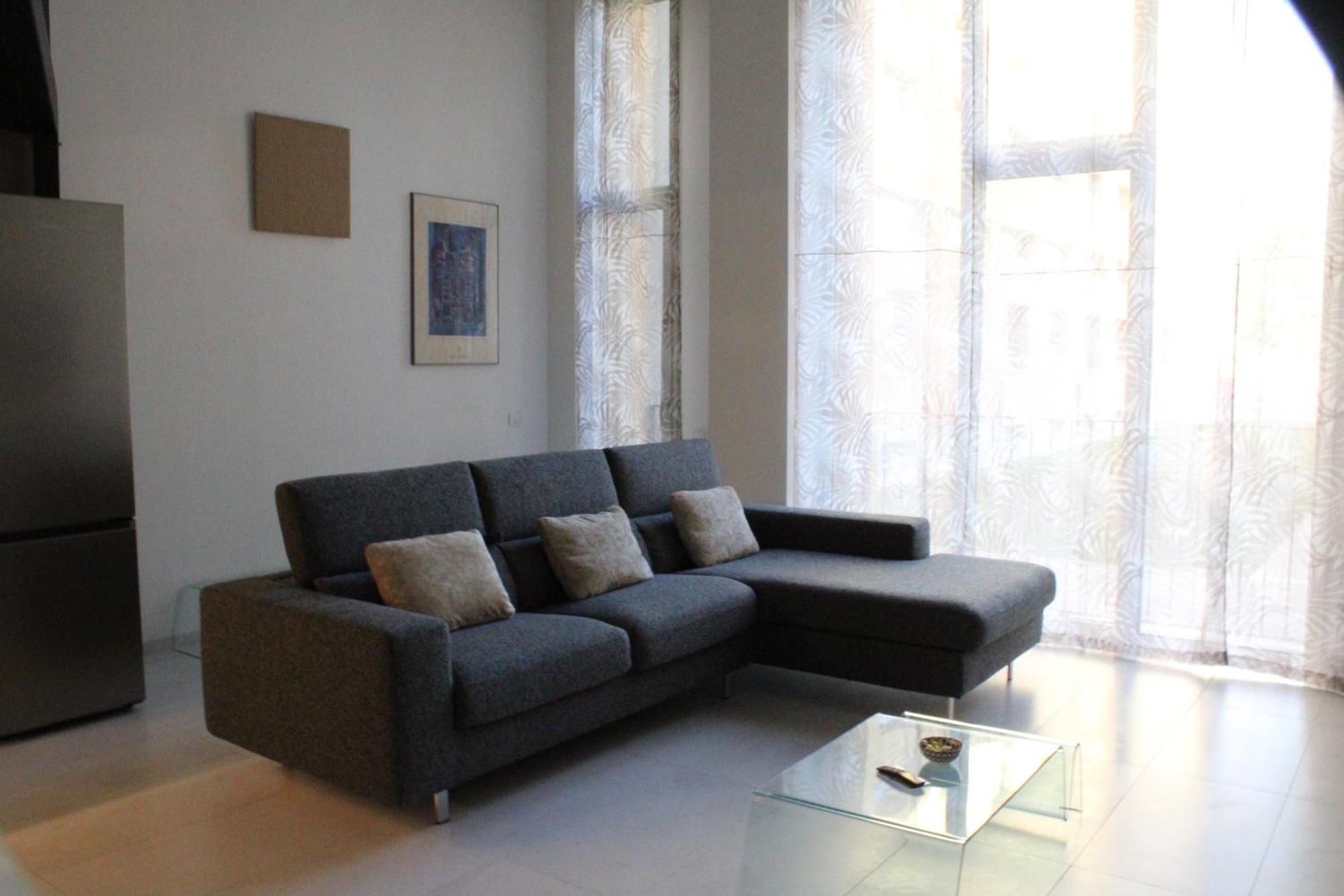 Milan Space Loft - Apartment Close To M5 Subway - Free Parking - Sky & Netflix Tv Екстер'єр фото